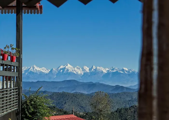 The Birdcage, Mukteshwar