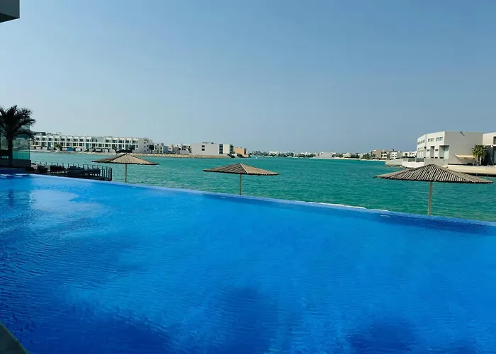 Dragon Beach Hotel