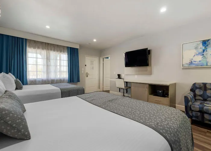 Best Western Orange Plaza
