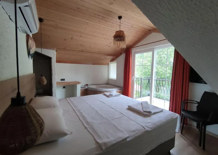 Guenes Boutique Hotel - Oludeniz