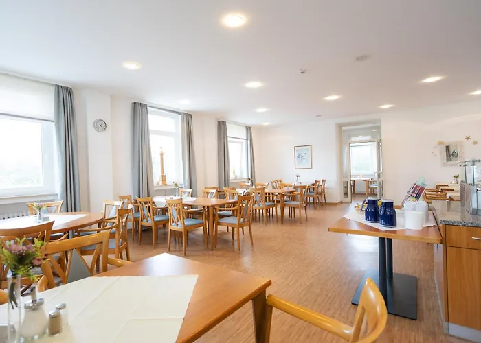 Hus up Dün