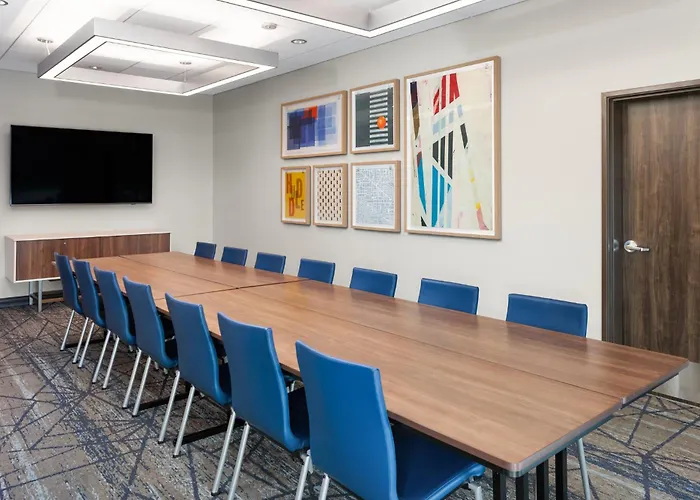 Holiday Inn Express & Suites Reedsburg - Dells Area By Ihg