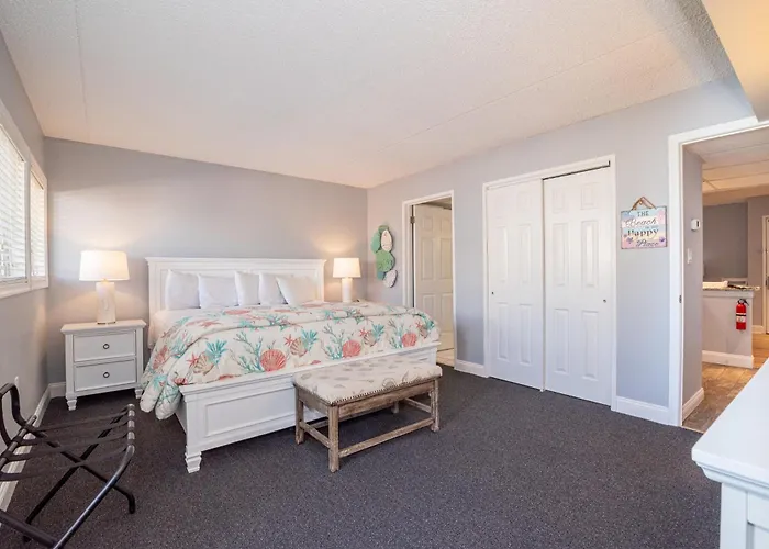 Biscayne Suites