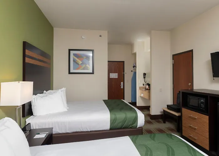 Quality Inn & Suites Mount Vernon