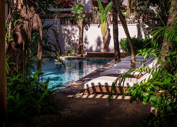 Casalo Hotel