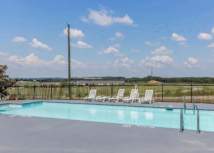 Quality Inn Calera I-65 Exit 231