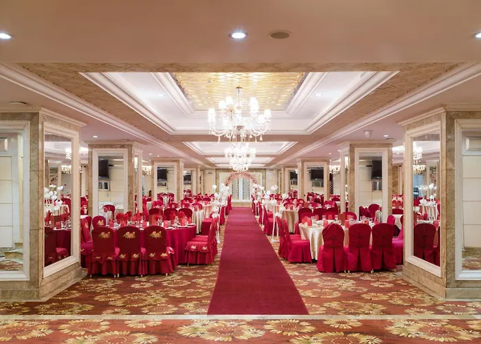 Maoming International Hotel