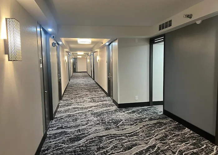 Holiday Inn Nashville Downtown - Stadium By Ihg