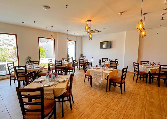 Riyam Hotel