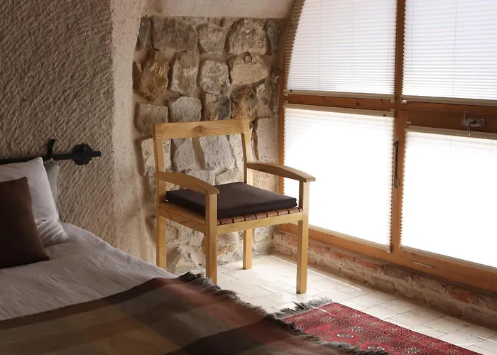 Pinhan Cave Suites