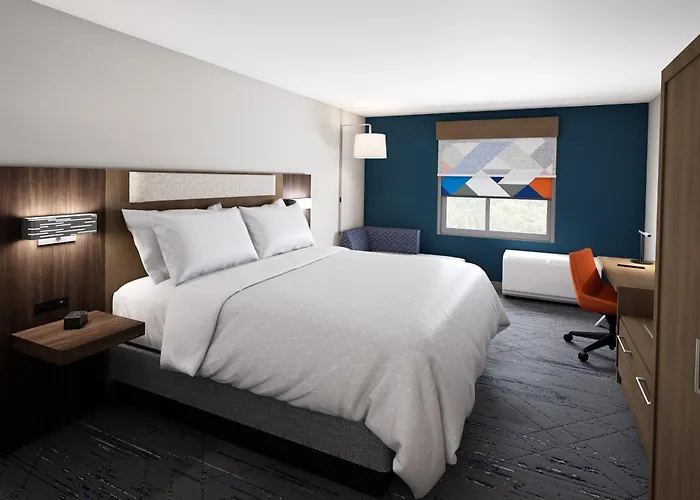 Holiday Inn Express & Suites Pensacola Airport North - I-10 By Ihg