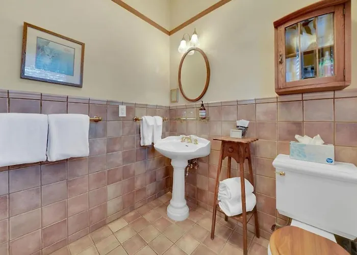 Romantic Victorian Getaway The Fox