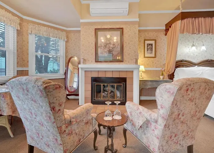 Romantic Victorian Getaway The Garden