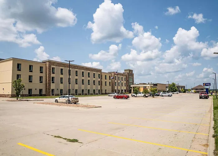 Comfort Suites Brookings Near University