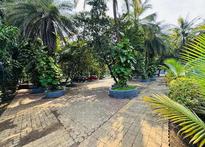 Areca Palms Hotel & Resort