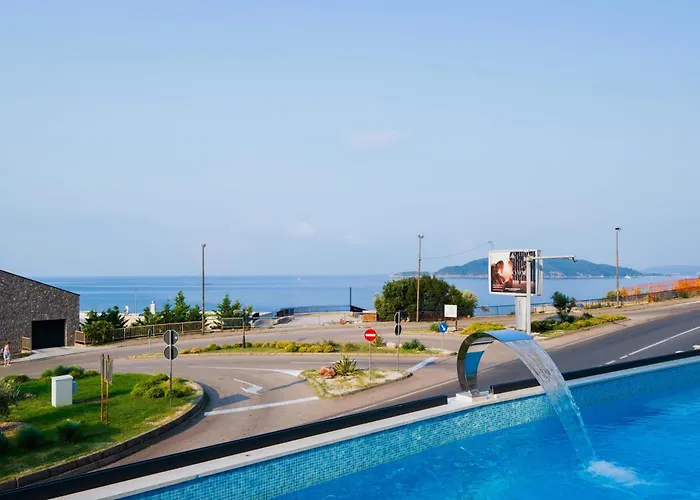 Exclusive Hotel