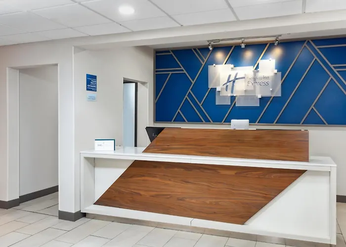 Holiday Inn Express Fremont By Ihg