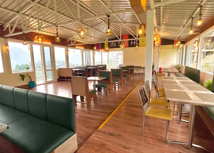 Hotel Kempty Emerald - Nested In Nature'S Lap