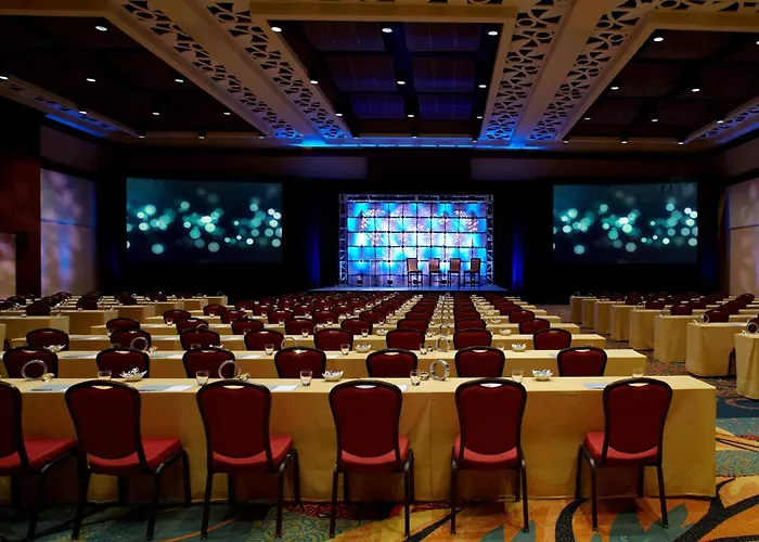 Renaissance Montgomery Hotel & Spa At The Convention Center