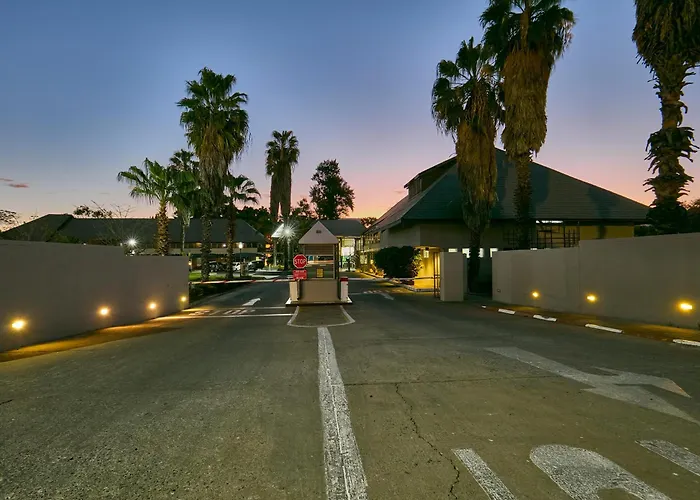 Cresta Thapama Hotel