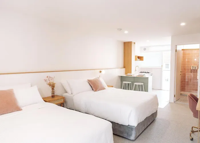 Surfside 22