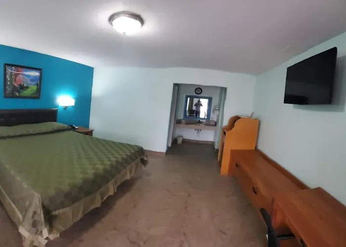 Budget Inn Edinburg