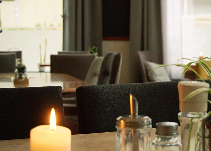 Schillers Hotel&Café - GARNI -