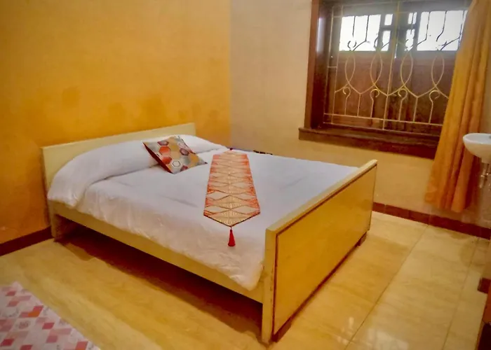 Hotel Santoso Batu