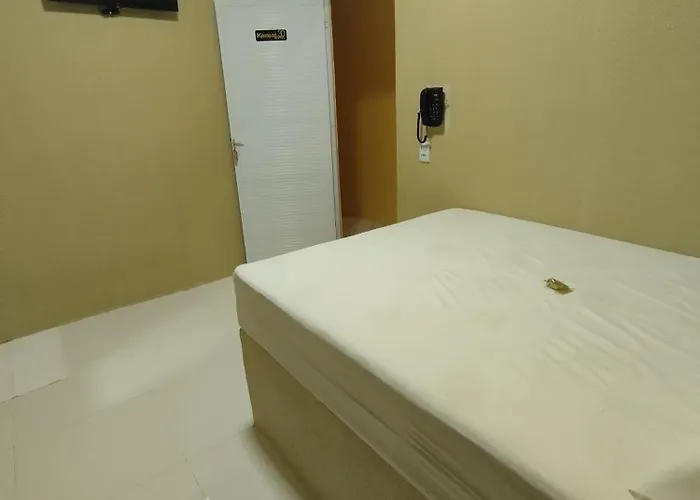 Karajas Hotel