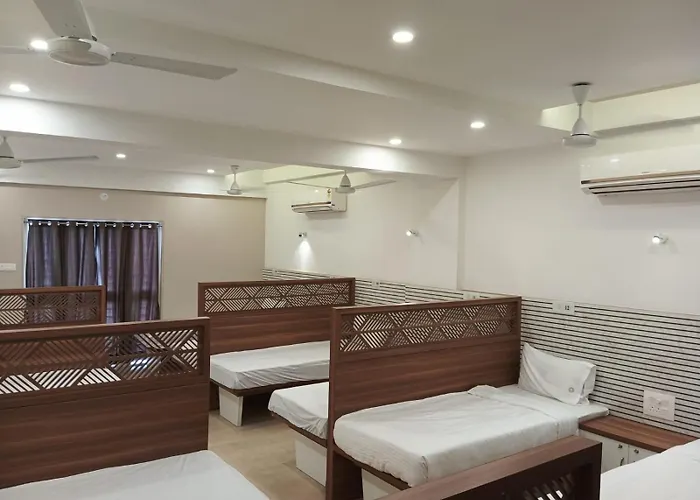 Hotel Veesons Executive