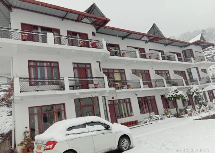 Goroomgo Hotel Vijay Mount View Resort Munsyari Near Airport