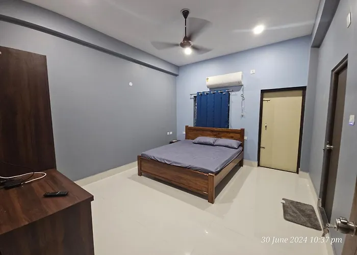 Balaji Grand Hotel