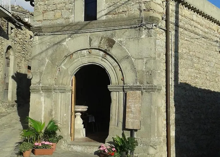 Albergo Diffuso Montalbano Borgo Antico - La Casetta del Vento