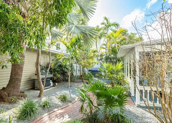 Heron Suite - Southernmost Sanctuary