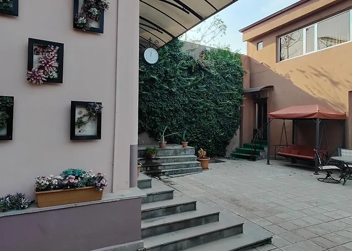 Areg Hotel
