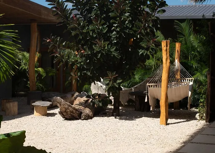 Tukasa - Surfhouse Popoyo