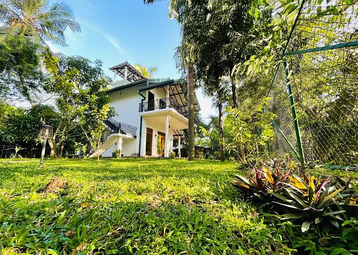 Yala Safari River View Hotel