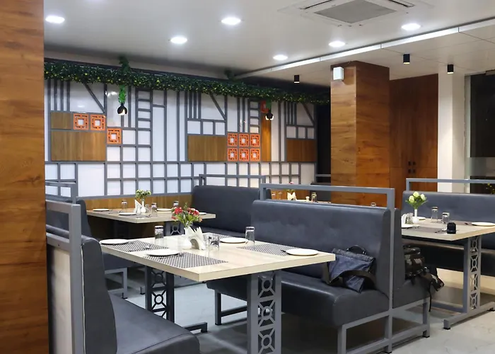 Hotel Lemore Stay & Dine