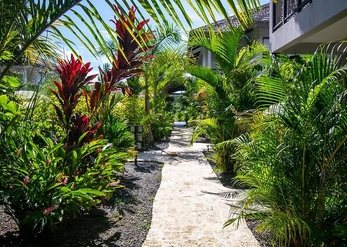 Yuli Hotel