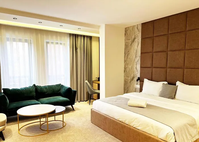 Ador Hotel North Mitrovica