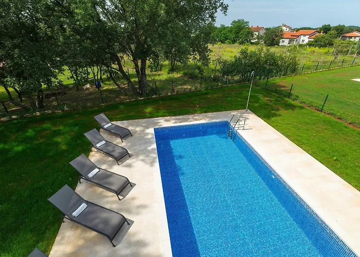 Villa Brih III