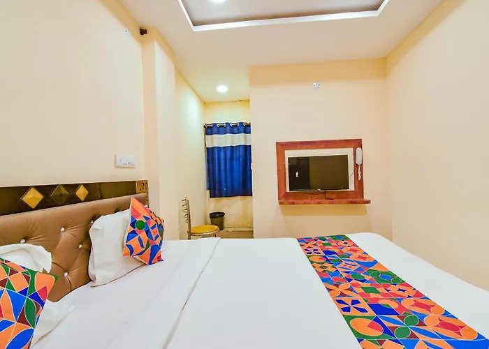 Fabhotel Yogeshwara Grand