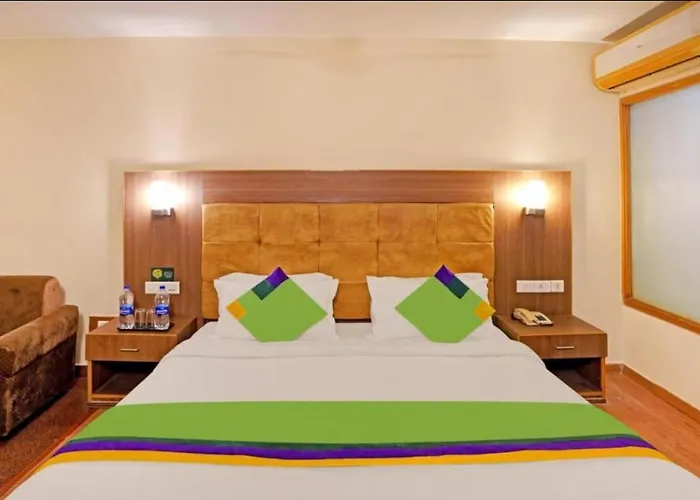 Hotel Palm Sarovar - Boutique Hotel