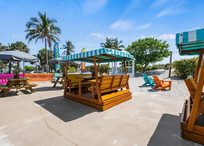 Oceanfront Inn, Inlet View, King Bed, #5