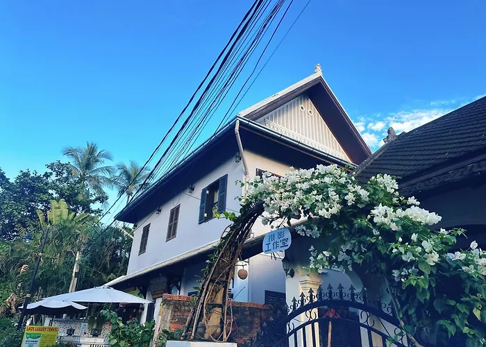 Luang Prabang Villa Ban Pakham Hotel