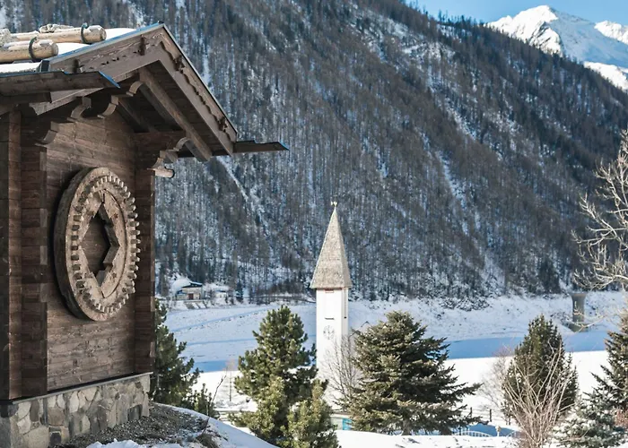 Hotel & Chalets Edelweiss