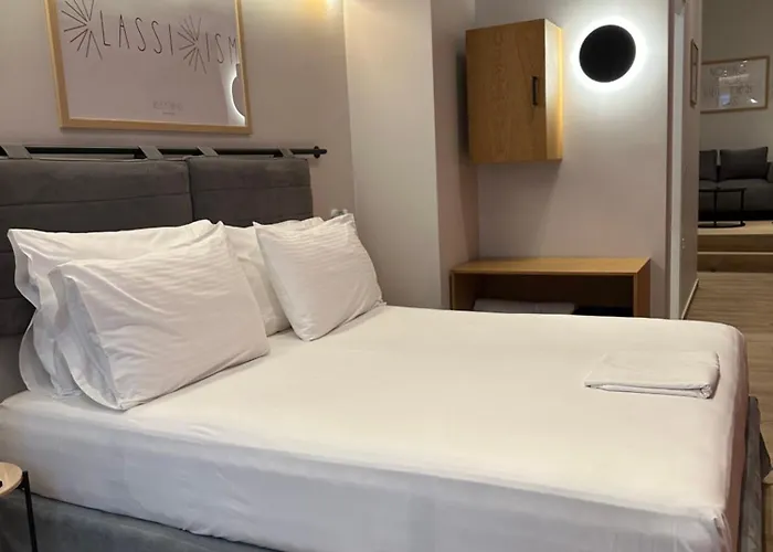 Belle Athenes - Luxury Rooms At Monastiraki Railway Station