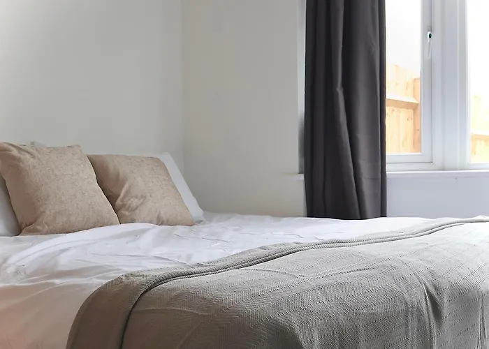 Alban Suites