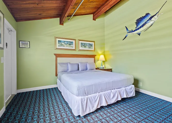 Oceanfront Inn, Inlet View Room, King Bed, #14