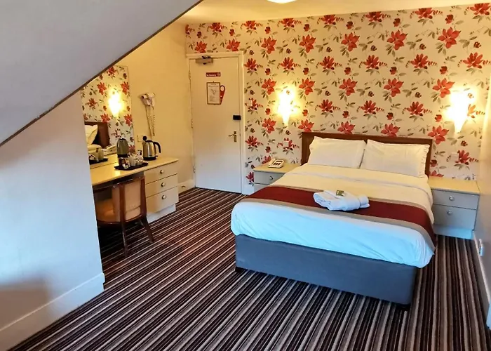Russell Hotel